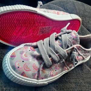 Kids blowfish shoes size 13